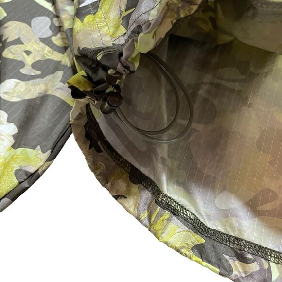 Nike Women's Green Camouflage Utility Jacket Size XS - Picture 10 of 12